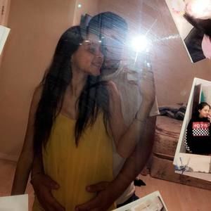 Meet your Posher, Alexia